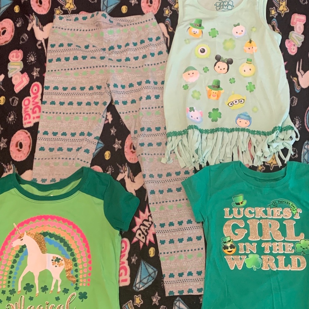 Feelin 🍀lucky St Patrick tank, two tees, leggings